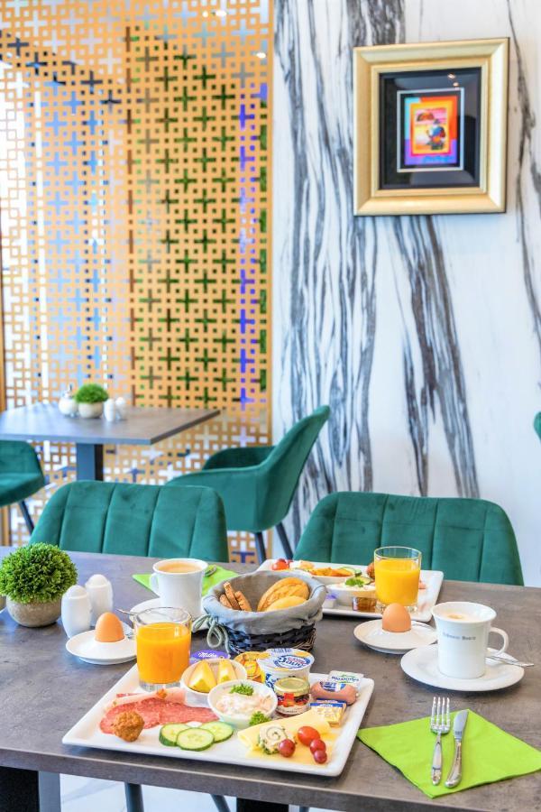 The Staycation By Lehmann Hotels Sindelfingen Exteriör bild